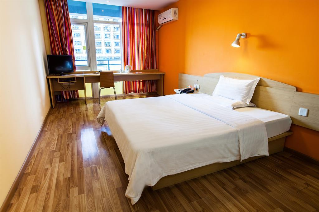 7Days Inn Shanghai Caobao Road Metro Station Rom bilde