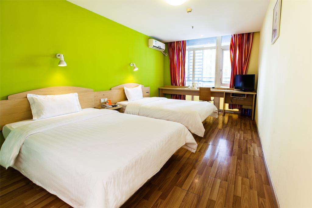 7Days Inn Shanghai Caobao Road Metro Station Rom bilde